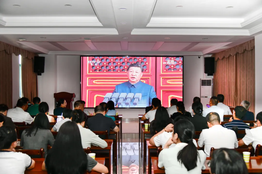 大阅兵2.png 大阅兵2.png